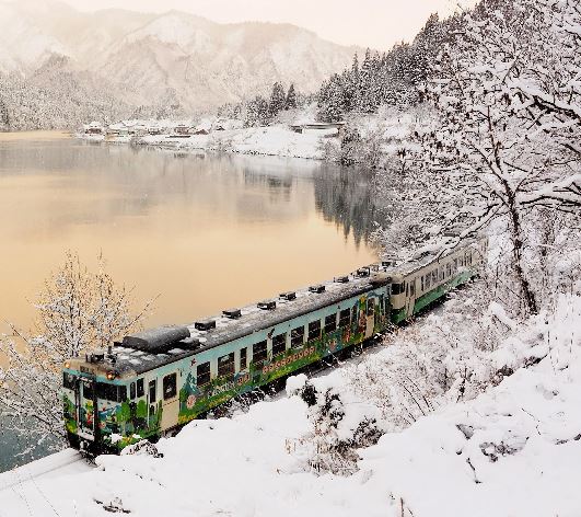 【金馬迎新春雪夢幻東北三溫泉5日】